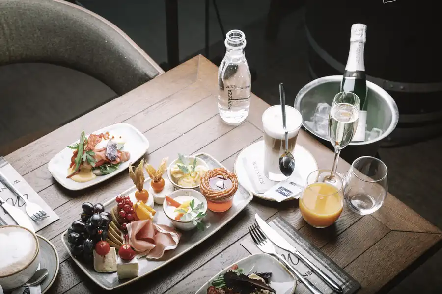 Winzerfrühstück.jpg