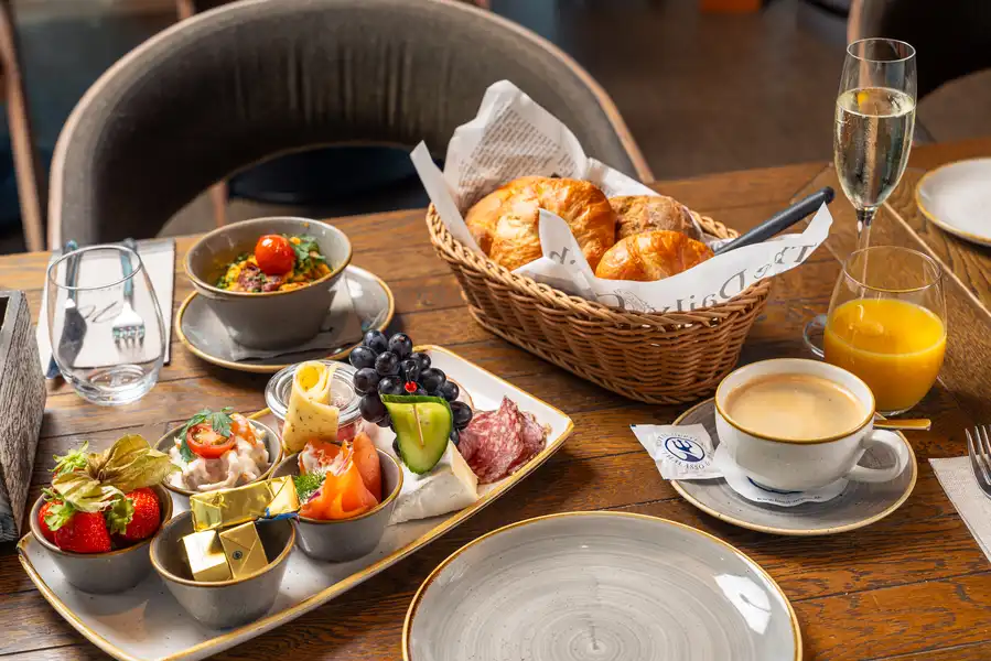 Hotel Neptun_ Frühstück Weineck_Geu-0048